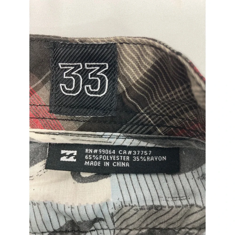 Billabong Plaid Shorts Men's Size 33 Beige‎ Red Black Casual Flat Front